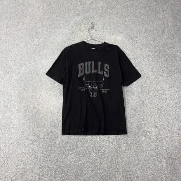 NBA 시카고 불스 프린팅 블랙 반팔 티 M