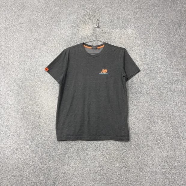 뉴발란스 그레이 로고 운동 기능성 반팔 티 95(M)