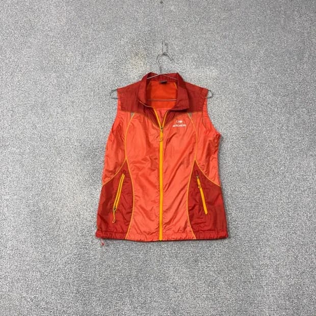 아이더 로고 여성 조끼 바람막이 M