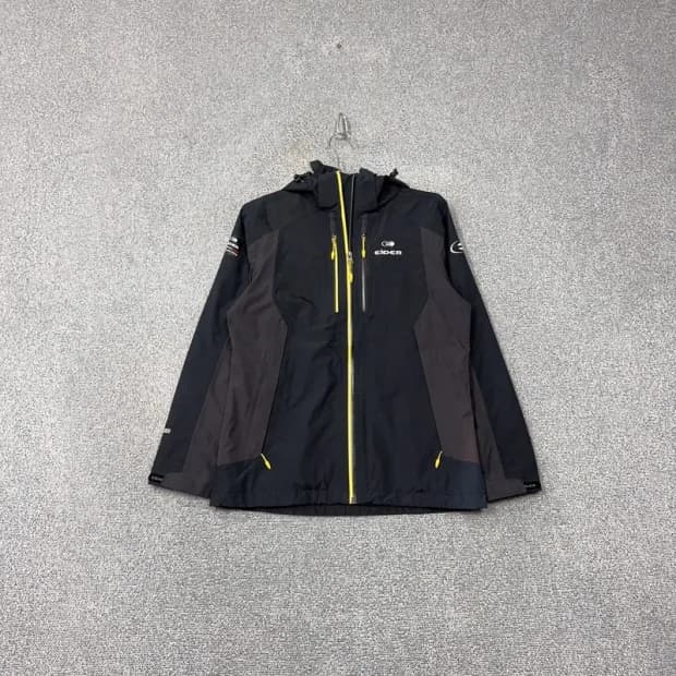 아이더 블랙 로고 기능성 바람막이 L