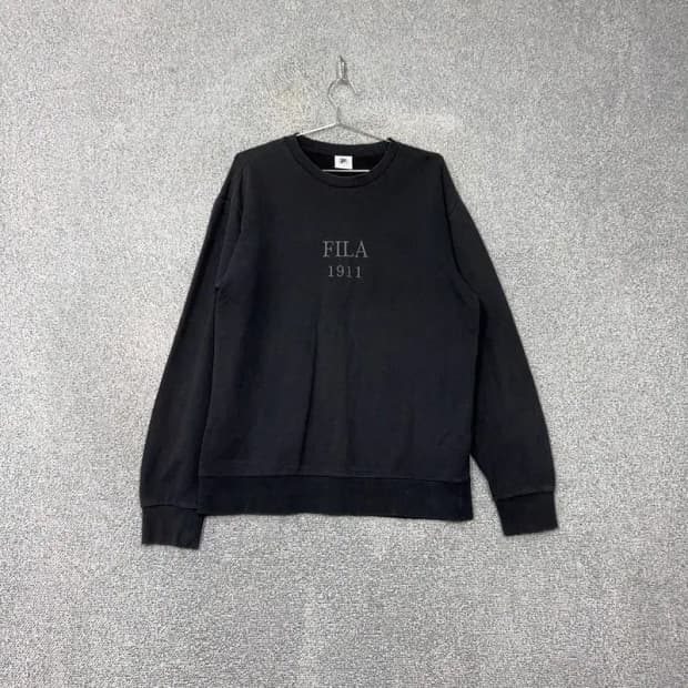 휠라 로고 캐주얼 남성 블랙 맨투맨 100