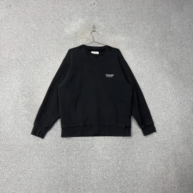 비바스튜디오 블랙 로고 맨투맨 XL