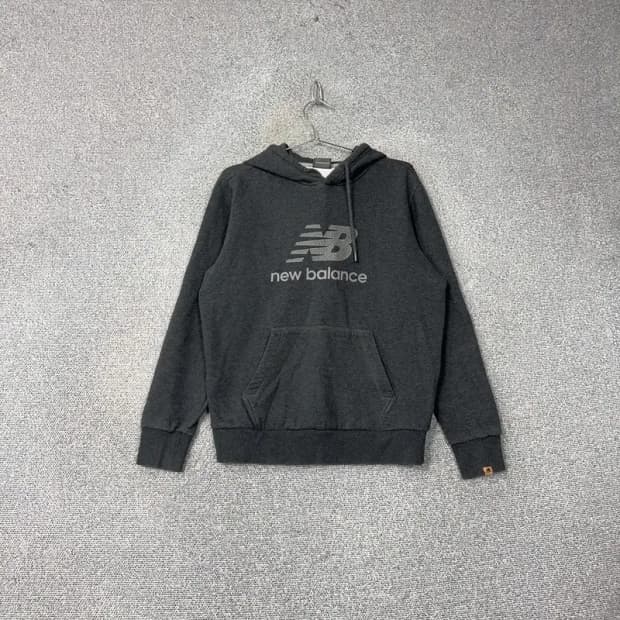 뉴발란스 프린팅 딥 그레이 후드티 95