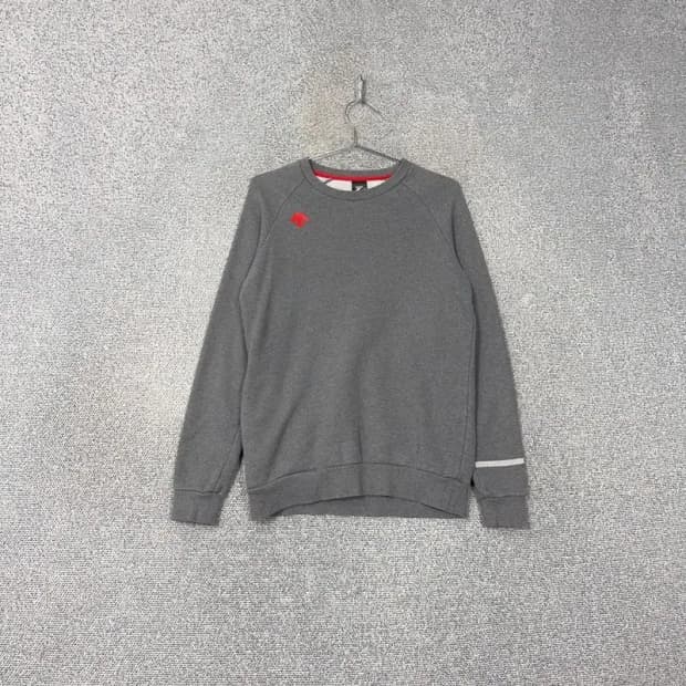 데상트 로고 캐주얼 그레이 맨투맨 XS