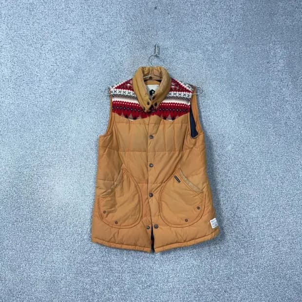 빈폴 빈티지 패턴 브라운 버튼 패딩 조끼 90