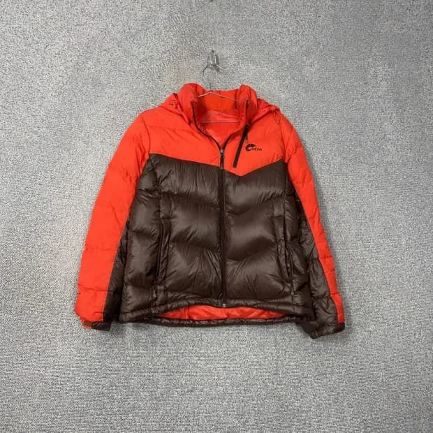 네파 브라운 레드 로고 투톤 다운 패딩 점퍼 100