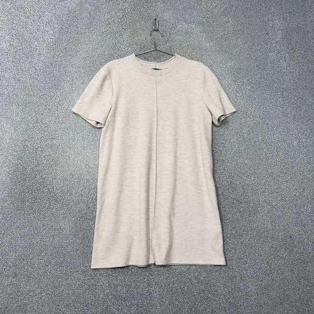 [새상품]자라 여성 연베이지 캐주얼 니트 반팔 원피스 L