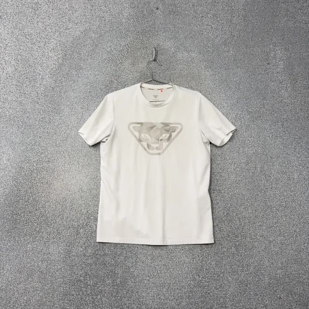 다이나핏 빅로고 기능성 화이트 반팔 티 M