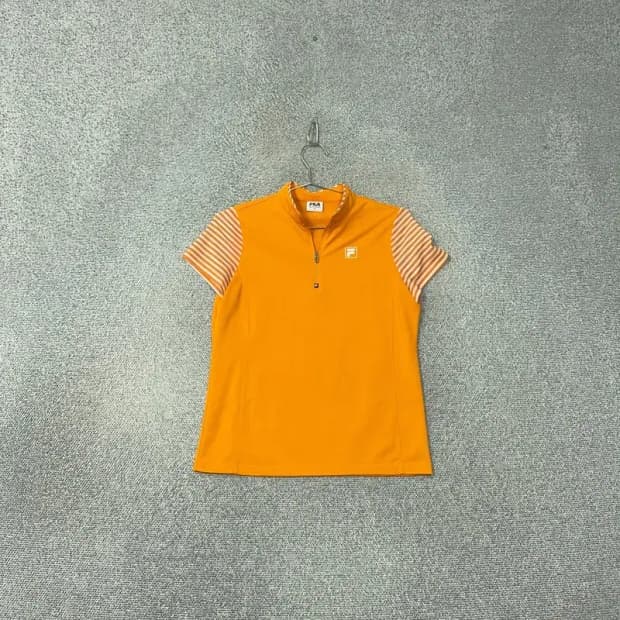 휠라 로고 여성 오렌지 반집업 카라티 90