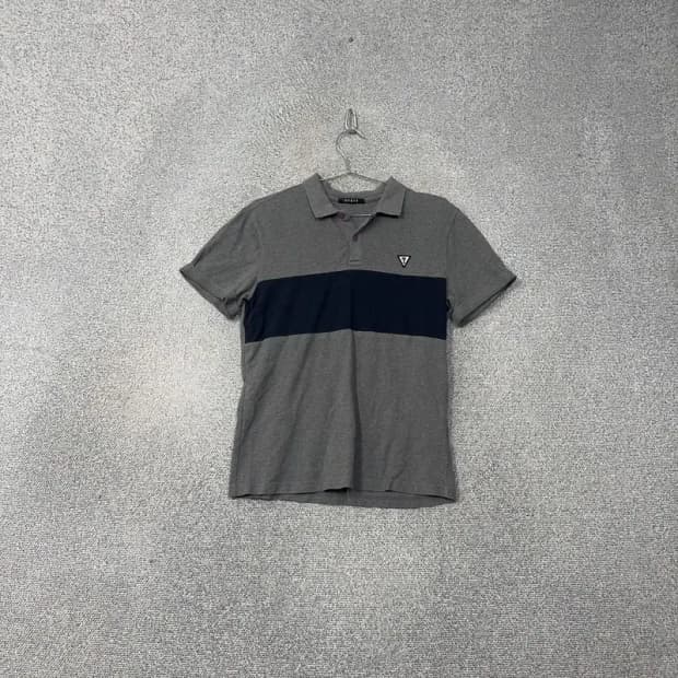 게스 그레이 캐주얼 로고 남성 반팔 카라티 L