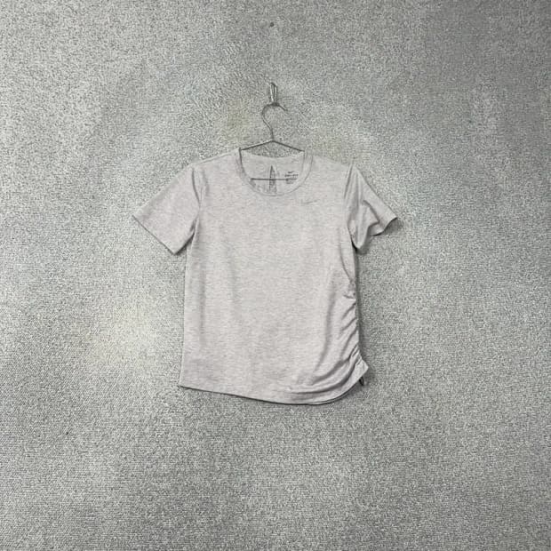 나이키 라이트 그레이 여성 운동 기능성 반팔티 S