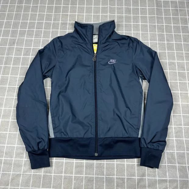 나이키 여성 빈티지 후드 바람막이 S