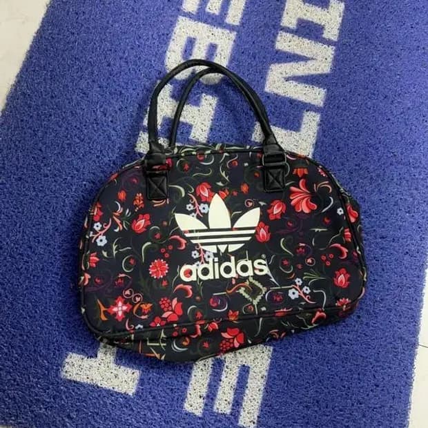 아디다스 플로랄 백
