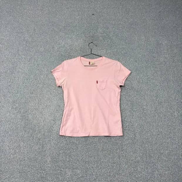 리바이스 핑크 포켓 숏반팔티 95
