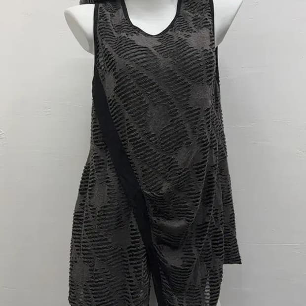 사선 절개 후드 나시 원피스 F