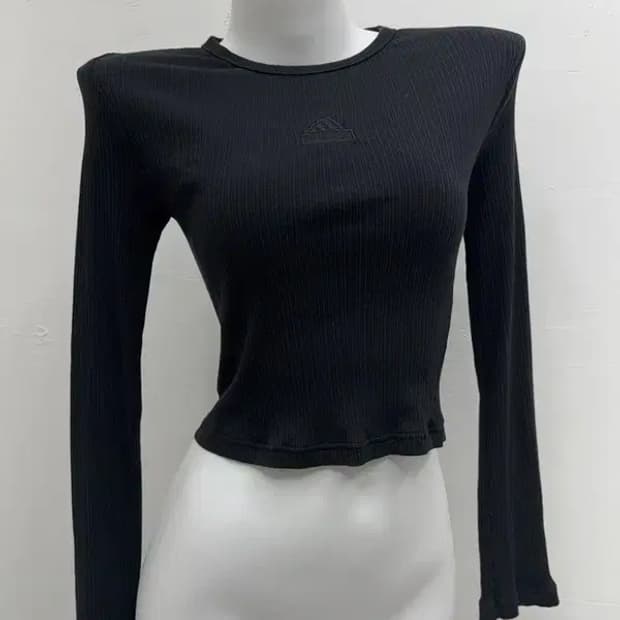 아디다스 블랙 딱붙 니트 긴팔티 S