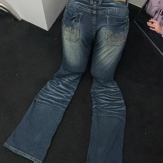 네이비 백자수 부츠컷 청바지 27