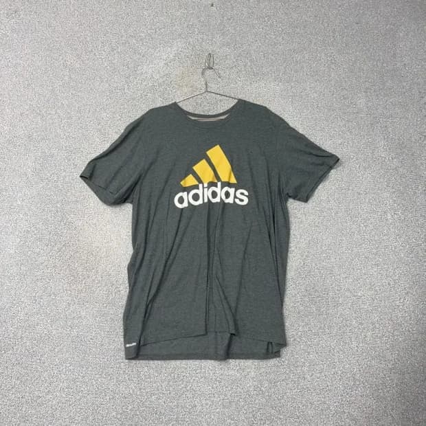 아디다스 로고 그레이 반팔티 2XL