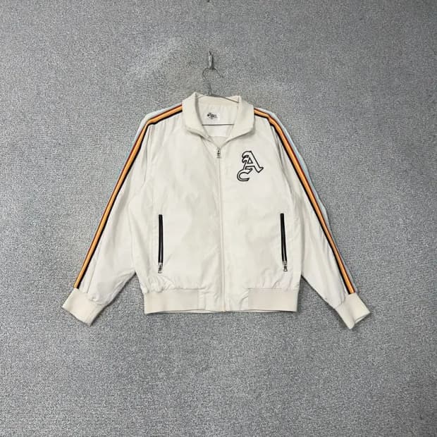아식스 올드스쿨 사이드라인 바람막이 자켓 100