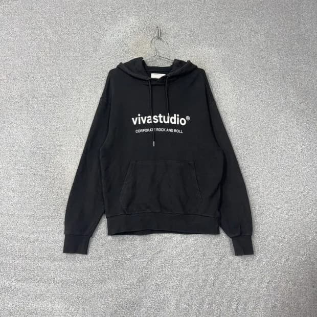 비바스튜디오 로고 프린팅 블랙 후드티 L