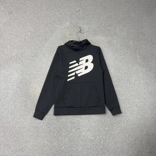 뉴발란스 빅프린팅 기능성 블랙 후드티 S