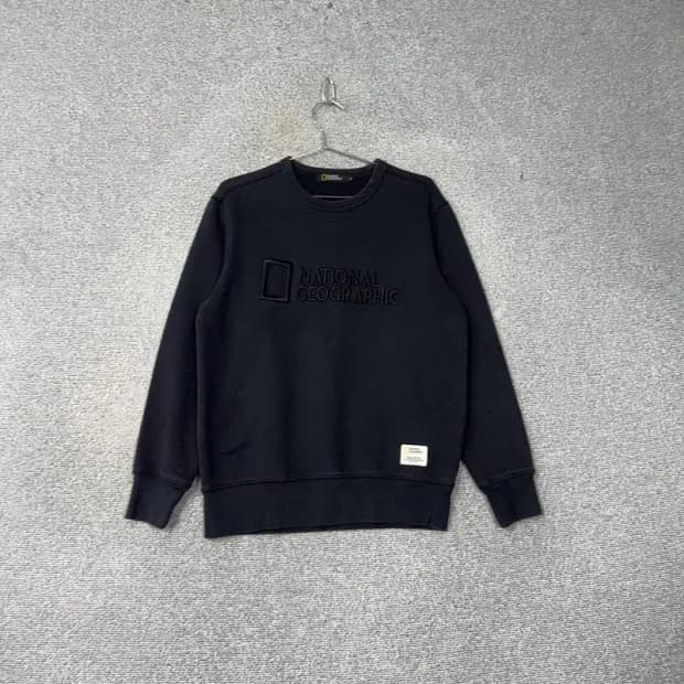 내셔널지오그래픽 로고 블랙 맨투맨 M
