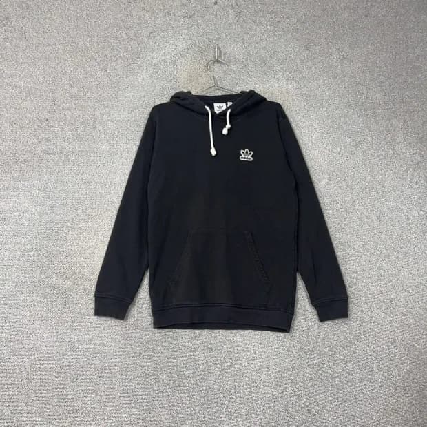 아디다스 블랙 불꽃 로고 후드티 M