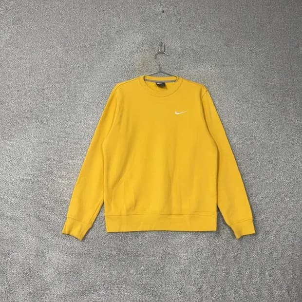 나이키 스우시 옐로우 맨투맨 L
