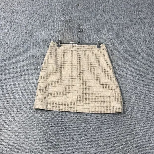 [새상품] 스파오 체크 베이지 미니스커트 27