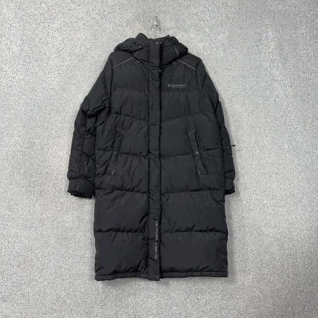 디스커버리 블랙 로고 다운 롱패딩 95