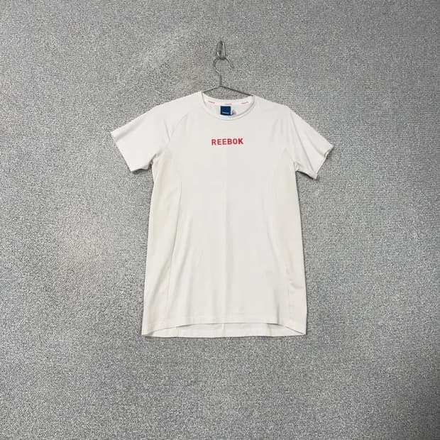 리복 프린팅 화이트 기능성 반팔티 M