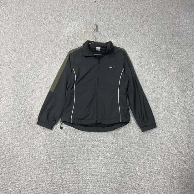 나이키 여성 블랙 바람막이 M
