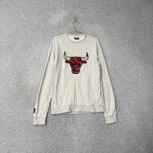 NBA 시카고불스 로고 맨투맨 M