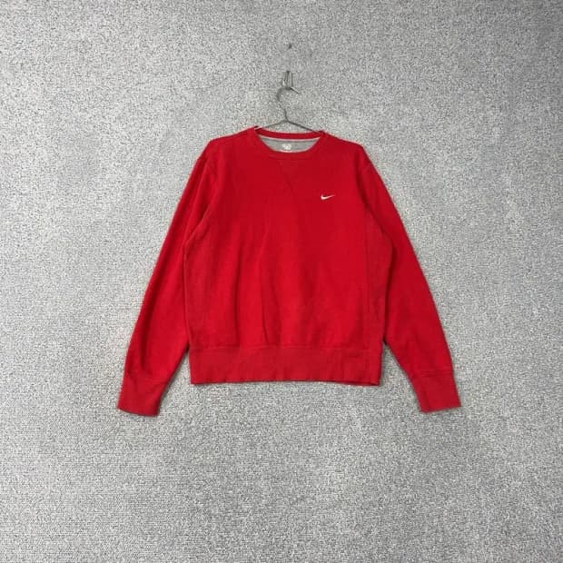 나이키 레드 로고 스우시 캐주얼 맨투맨 M