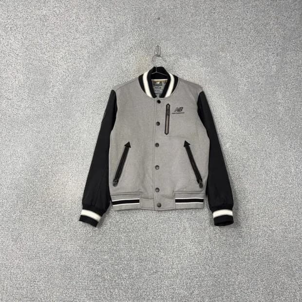 뉴발란스 라이트 그레이 로고 단가라 캐주얼 스타디움 자켓 S