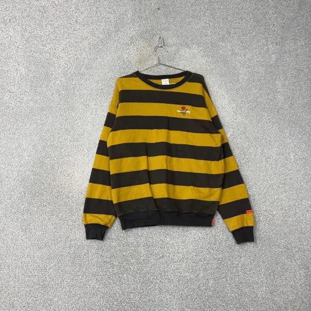 디스이즈네버댓 스트라이프 옐로우 로고 오버핏 스웻셔츠 맨투맨 S