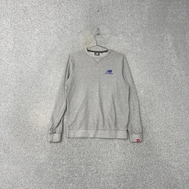 뉴발란스 라이트 그레이 로고 캐주얼 맨투맨 95