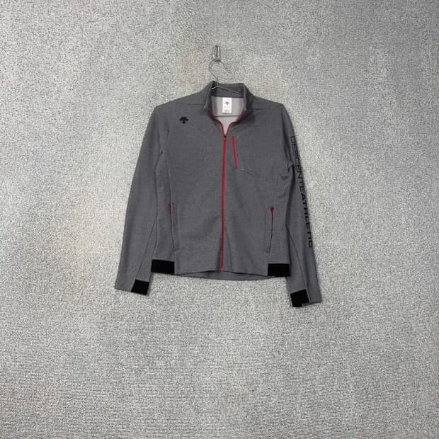 데상트 로고 기능성 그레이 집업 L