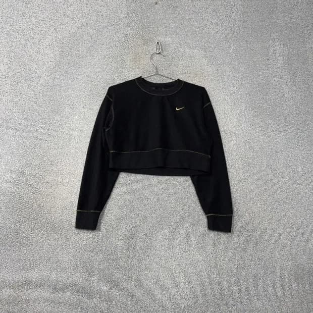 나이키 블랙 벨벳 크롭 맨투맨 S