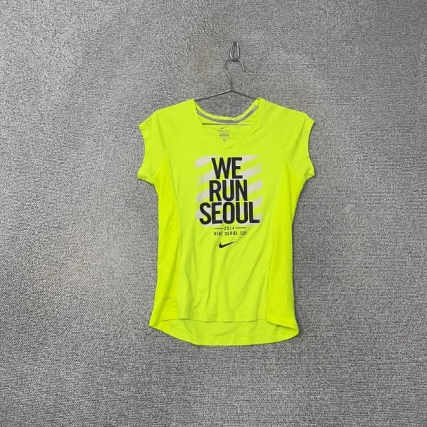나이키 러닝 프린팅 형광 기능성 여성 운동 반팔티 M
