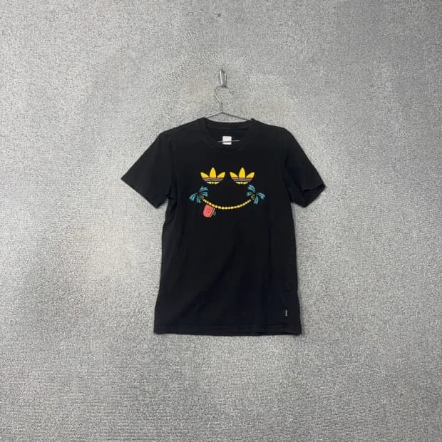 아디다스 프린팅 블랙 반팔티 M