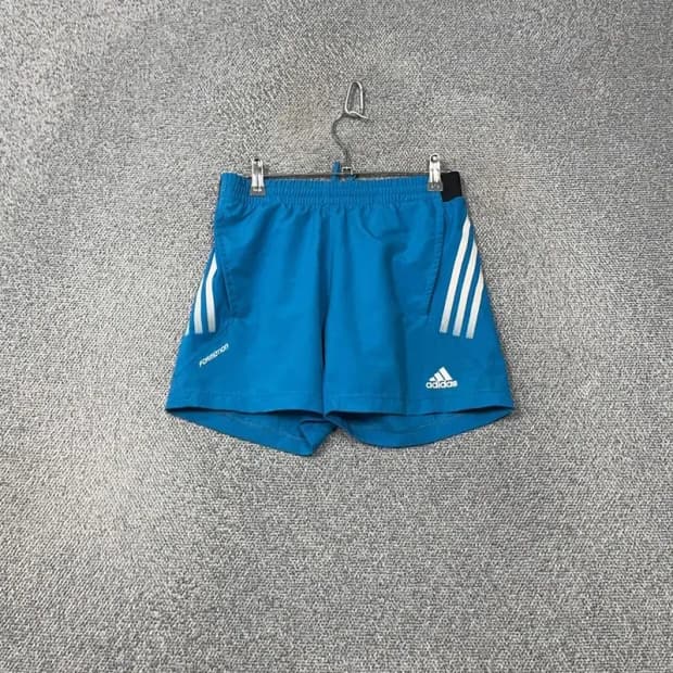 아디다스 블루 로고 기능성 운동 반바지 S
