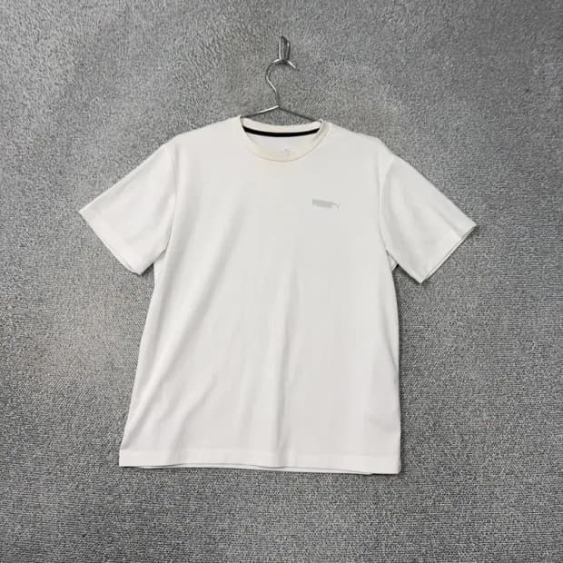 푸마 화이트 로고 남성 기능성 반팔티 100