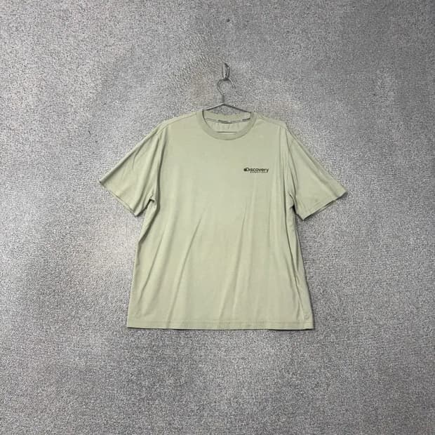 디스커버리 라이트 그린 로고 프린팅 캐주얼 반팔티 105