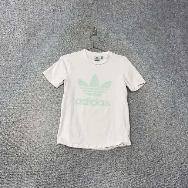 아디다스 프린팅 빅로고 여성 화이트 반팔티 M