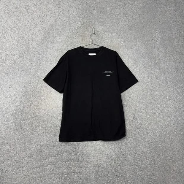 비바스튜디오 블랙 스펠 로고 남성 반팔티 L