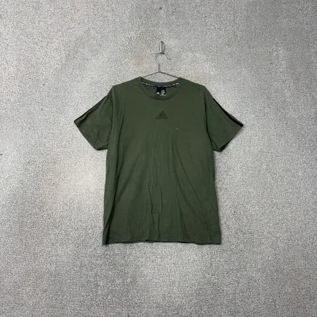 아디다스 센터 로고 남성 카키 반팔티 2XL