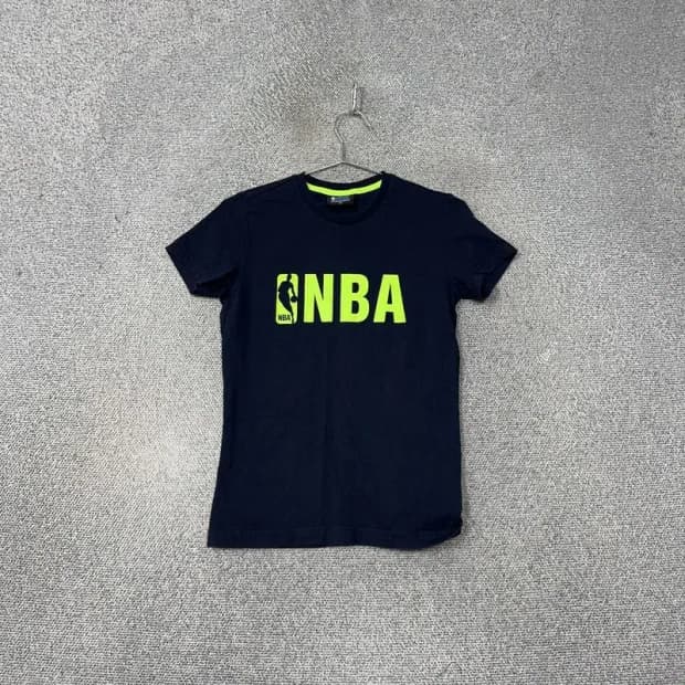 NBA 형광 로고 프린팅 네이비 반팔티 XS