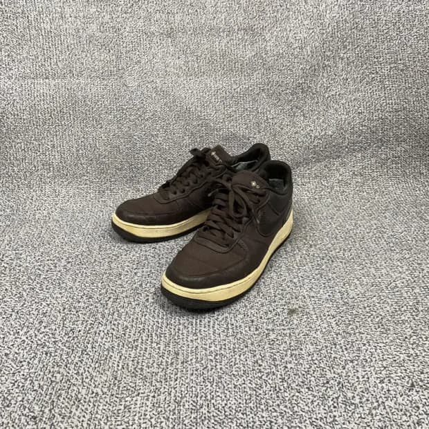 나이키 브라운 에어포스 1 로우 270