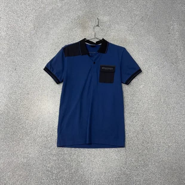 디스커버리 네이비 포켓 로고 반팔 카라티 95